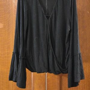 Woman’s L American Eagle Black Dress Shirt